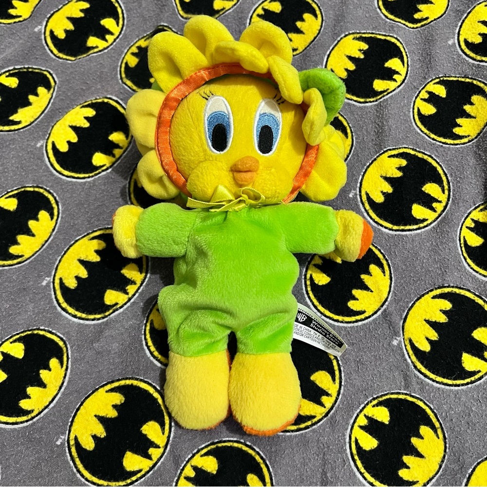Warner Bros. Sunflower Plush - Yellow and Green :Box  O: